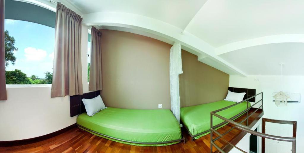 Oyo 90855 Vince Villa Bukit Mertajam Luaran gambar